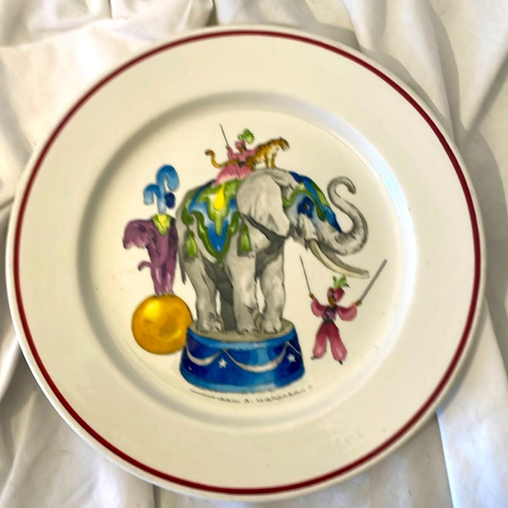Villeroy and Boch Le Cirque salad plates